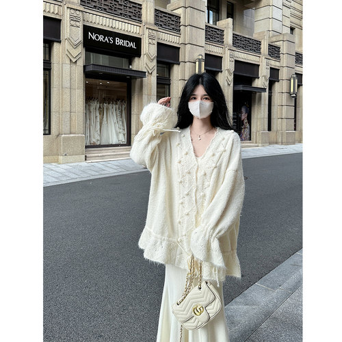 2025秋冬新款韩版宽松慵懒风毛衣外套女软糯温柔小众针织开衫女