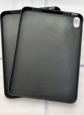 适配于iPad（A16）2025新款黑色硅胶磨砂软壳11英寸保护平板后软壳