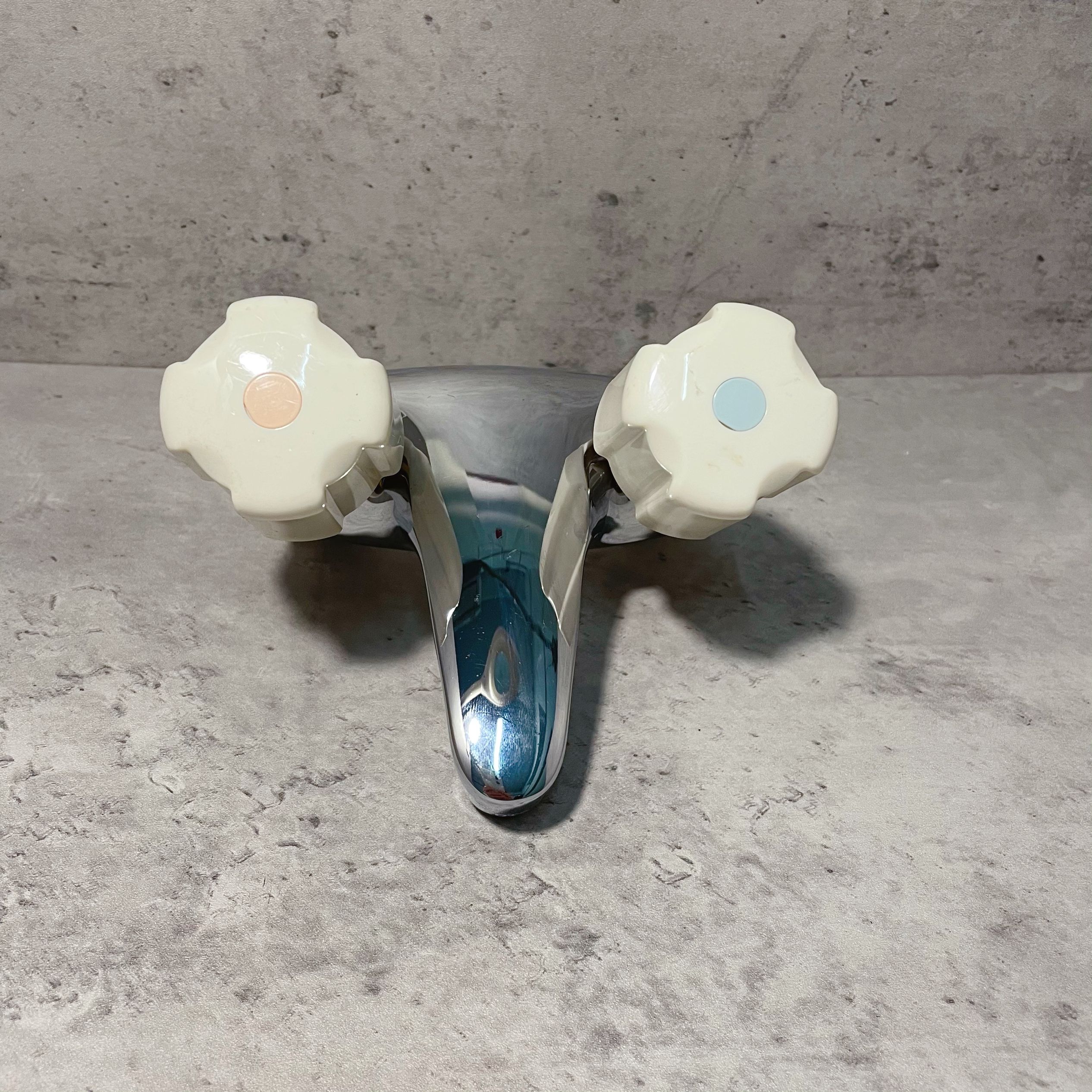 日本双把双孔面盆冷热龙头包邮