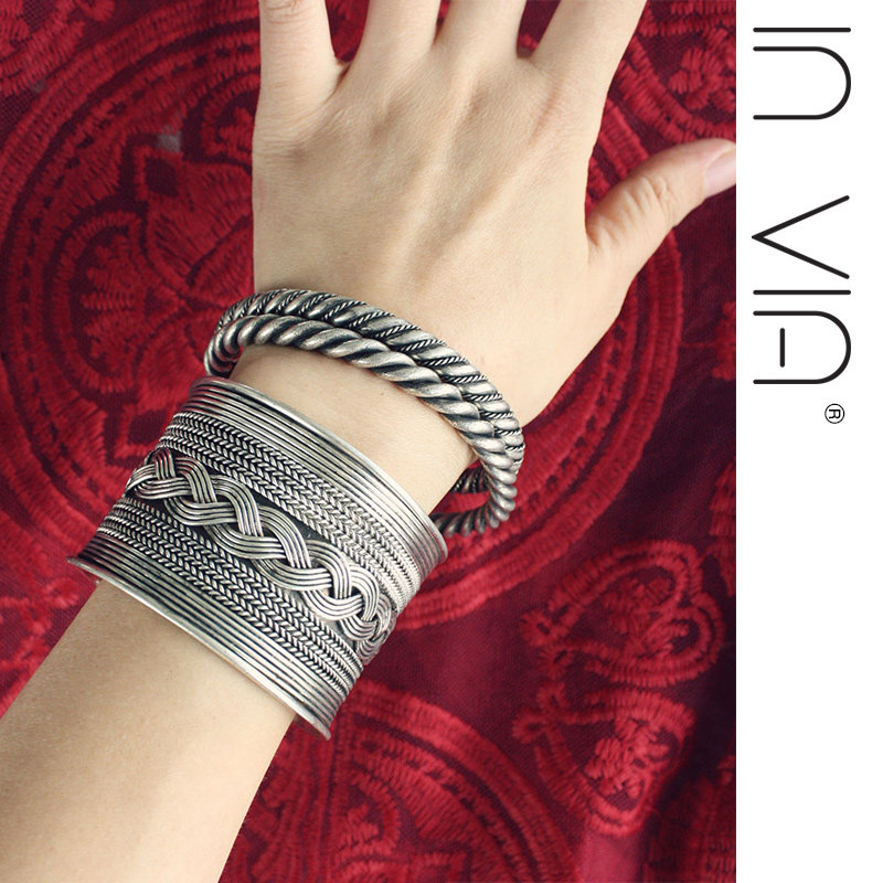 新中式民族波西米亚风饰品宽手镯复古手工银镯子藏饰手环遮疤配饰
