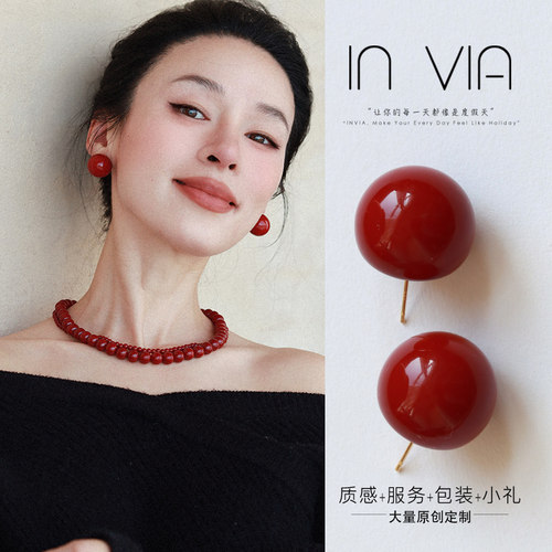 invia红色适合过年戴的耳环