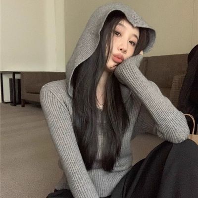 灰色连帽卫衣针织衫女2025秋冬新款修身显瘦短款打底套头毛衣上衣