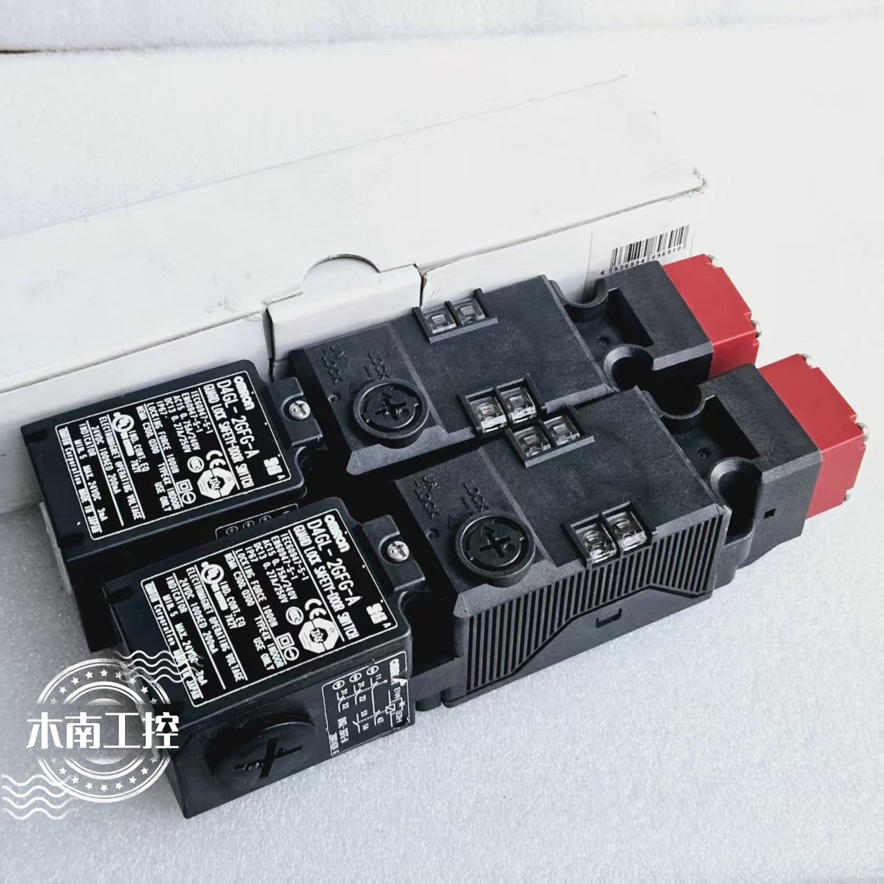 原装欧姆*安全开关锁D4GL-4GDG-A D4GL-2GDG-A 现货