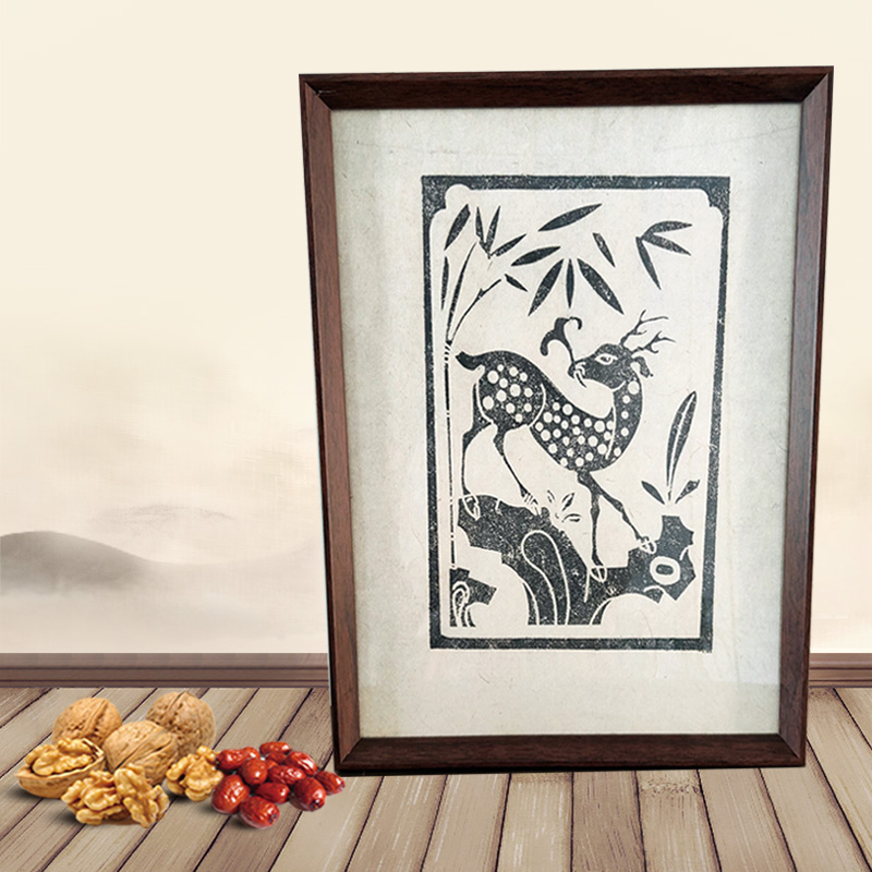 定制木板年画手工拓印雕刻版宣纸印刷挂画非遗《麋鹿衔菇》装饰画图片