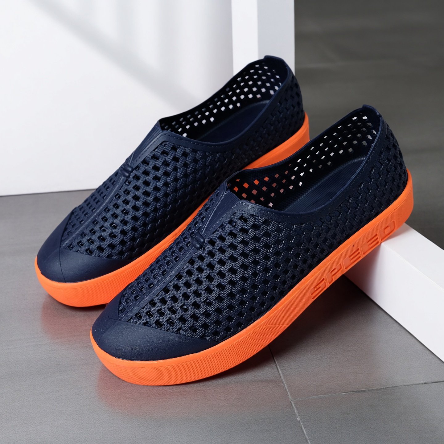 进口越南男士洞洞鞋夏季透气防滑软底包跟沙滩游玩凉鞋外穿不累脚,流行男鞋,洞洞鞋,淘宝优惠券,粉丝福利购,淘宝优惠卷