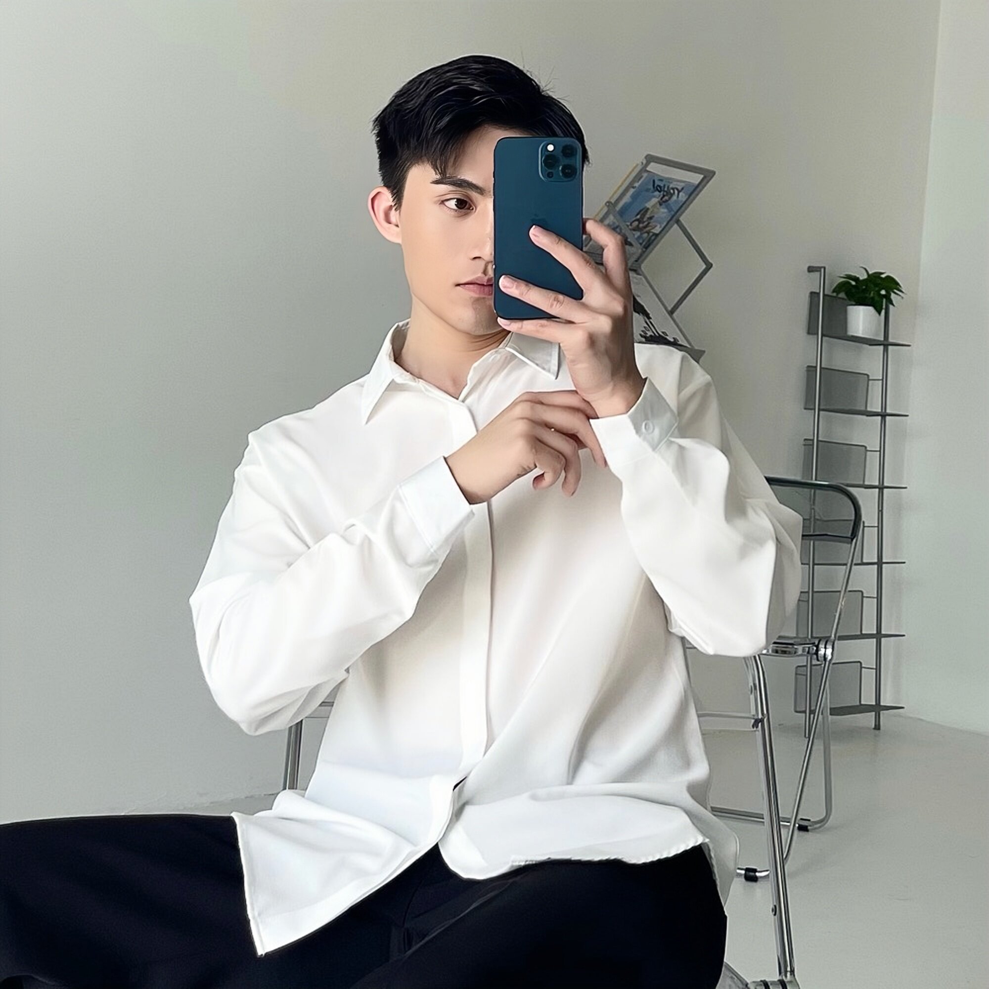 高级休闲免烫冰丝雪纺黑白衬衫男长袖韩版宽松潮流帅气港风衬衣男