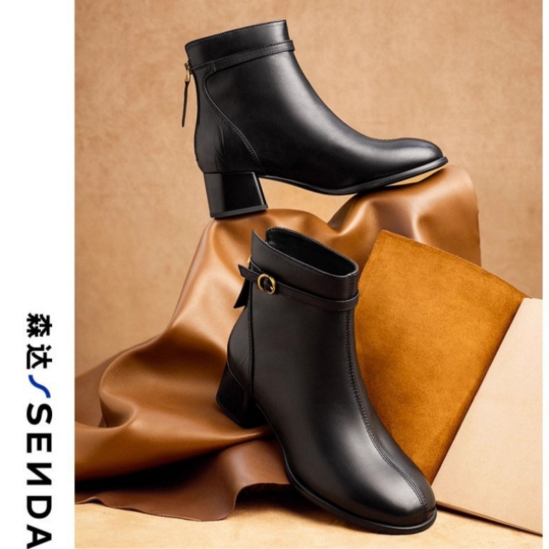 森达2025冬款羊皮绒里时装女靴