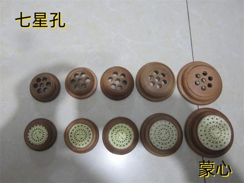 蝈蝈蒙心梨木口盖胆簧文玩葫芦