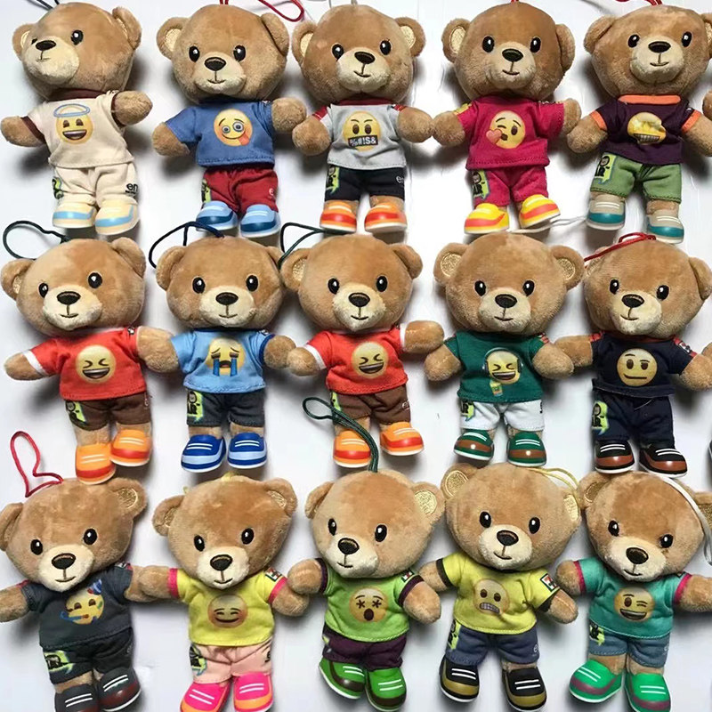 台湾711便利店emoji穿衣服小熊毛绒公仔挂件可爱表情包收藏系列
