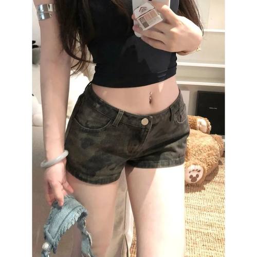美式复古迷彩超短牛仔裤女辣妹低腰紧身显瘦直筒裤a字包臀热裤潮