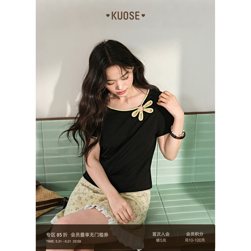 阔色莱赛尔立体花朵短款上衣女26夏季新款黑色收腰显瘦短袖t恤春