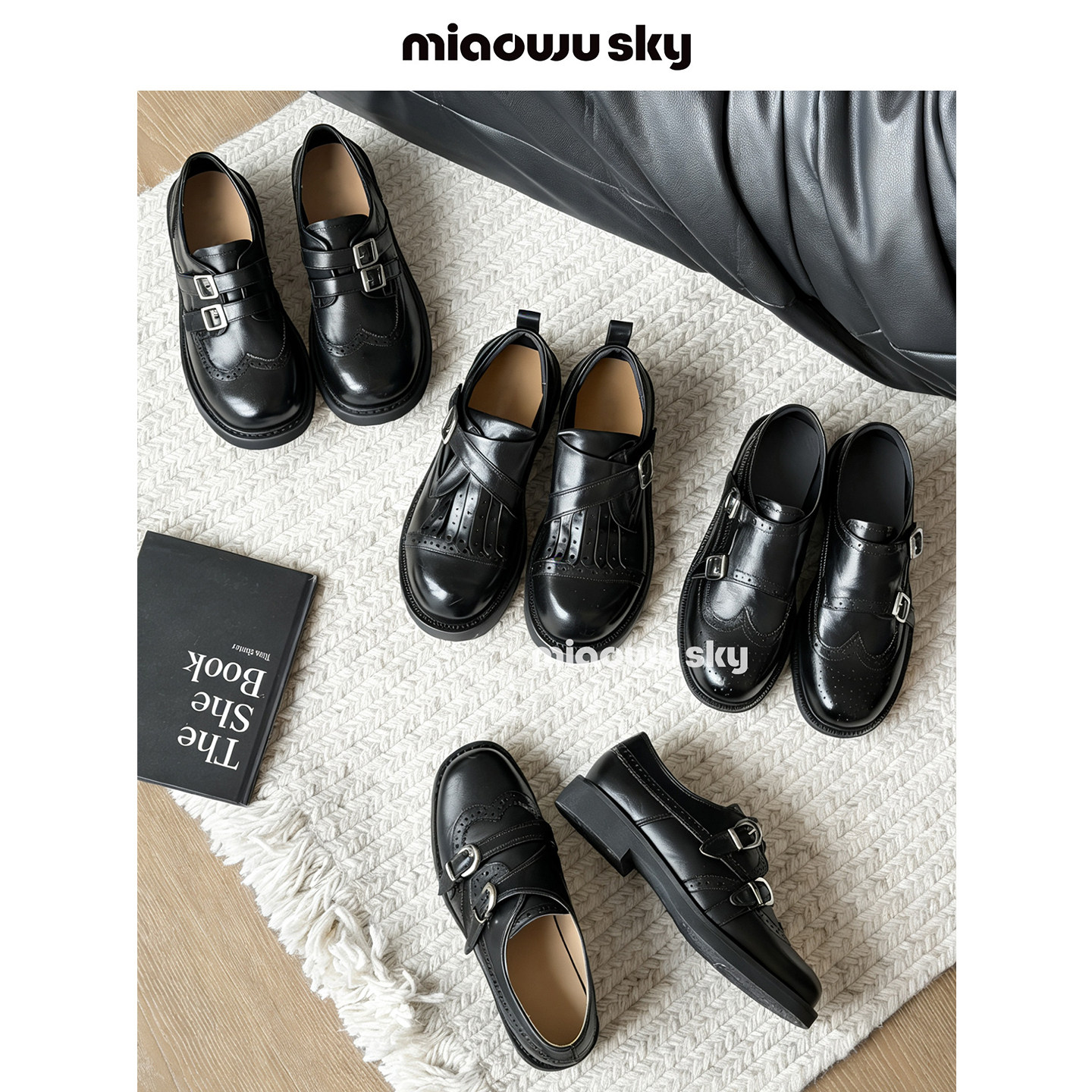 喵唔的天空复古布洛克雕花乐福鞋女皮带小皮鞋2026春一脚蹬单鞋