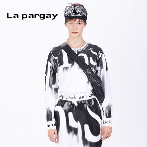 圆领长袖卫衣Lapargay时尚