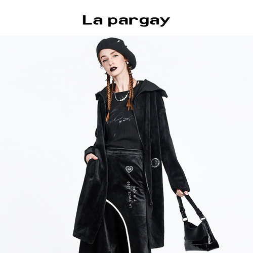 黑色长袖毛呢外套纳帕佳