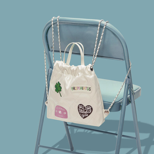 HIATUS原创刺绣菱格双肩包