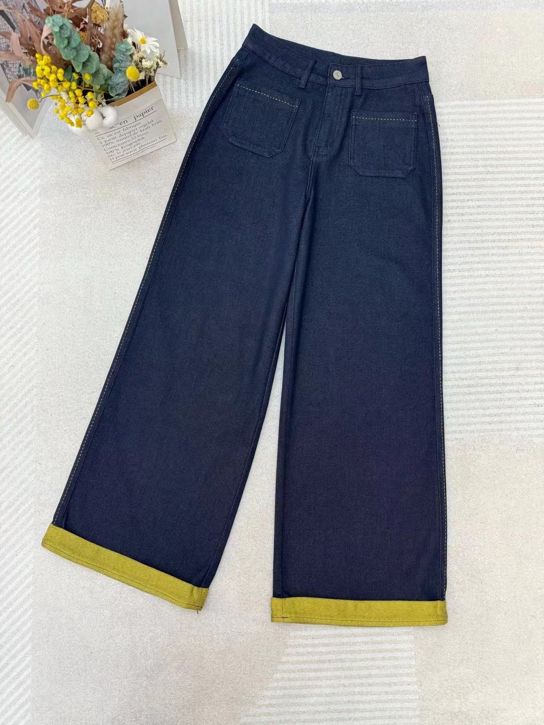 撞色翻边设计感牛仔裤女2026春季新款高腰宽松显瘦直筒阔腿长裤子,女装/女士精品,皮裤,淘宝优惠券,粉丝福利购,淘宝优惠卷