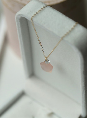 。粉晶橄榄石樱花贝壳