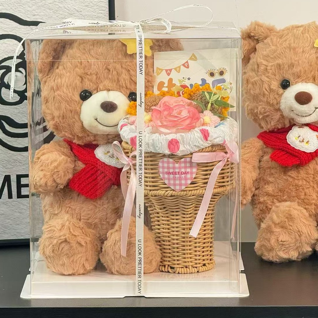 生日礼物送女生玩偶公仔可爱小熊男生女友闺蜜高级感永生花束实用