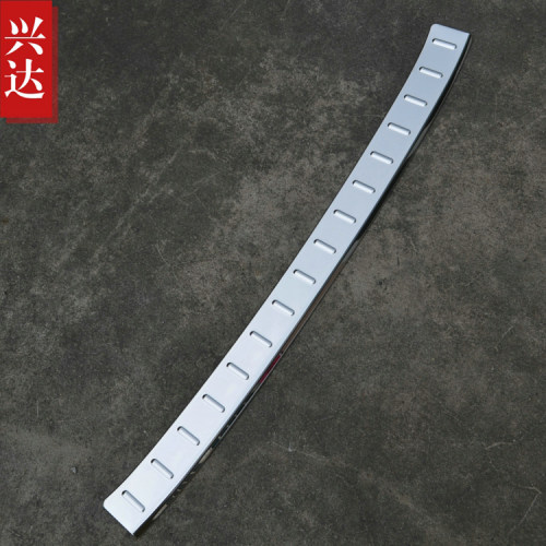 适用于2013-17款长安汽车睿骋不锈钢后保险杠踏板 睿骋外置后护板