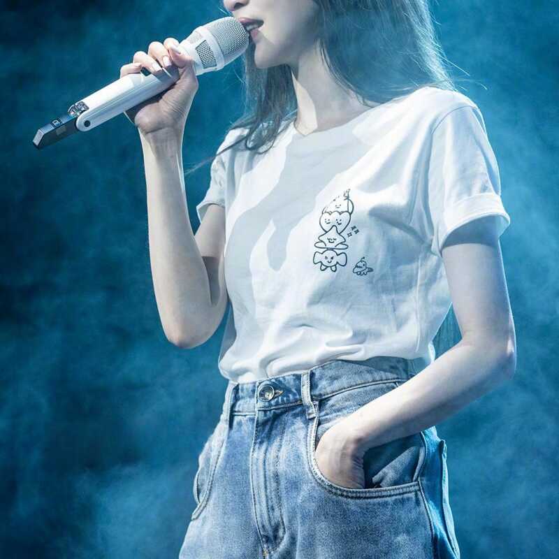 王心凌同款2025演唱会正肩短袖t恤女纯棉休闲百搭半袖体恤上衣服