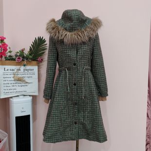 时尚气质小香风毛领修身中厚款毛尼大衣女式外套高级感冬季新款