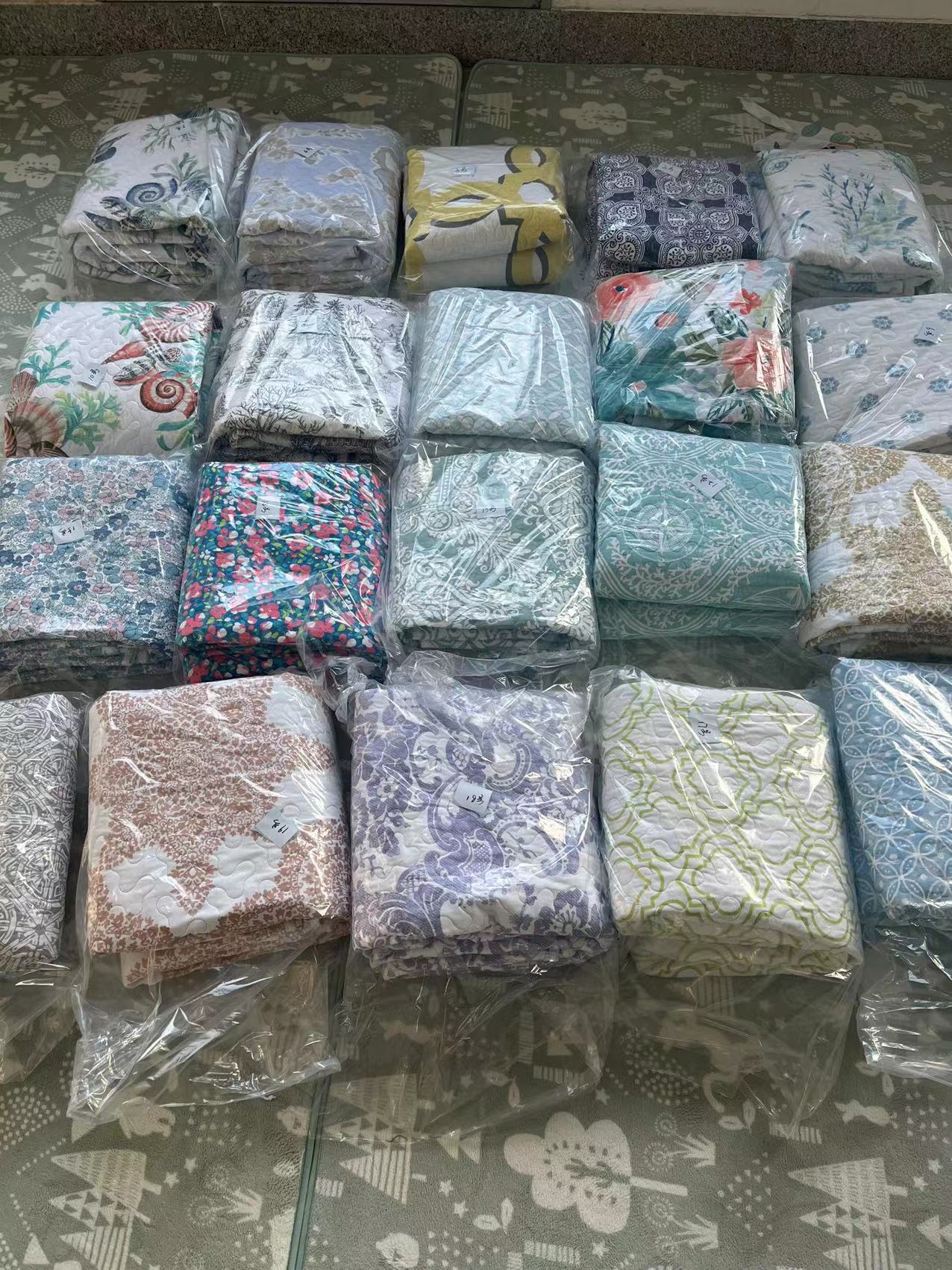 清仓库存外贸尾单纯棉床盖100%全棉双人夹棉绗缝床单加厚特价处理