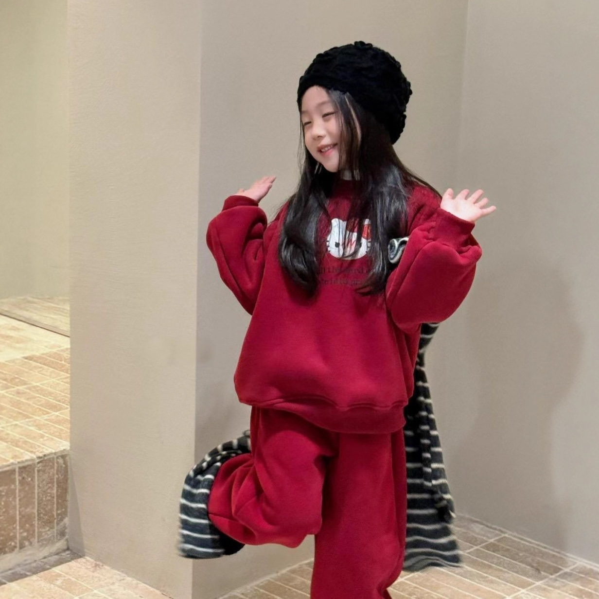 糖豆韩国童装儿童卡通kt卫衣加绒加厚套装女童休闲宽松保暖卫衣裤