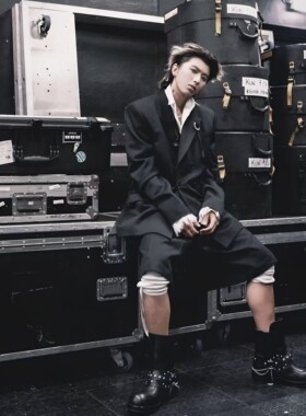 蔡徐坤同款男西服短裤套装