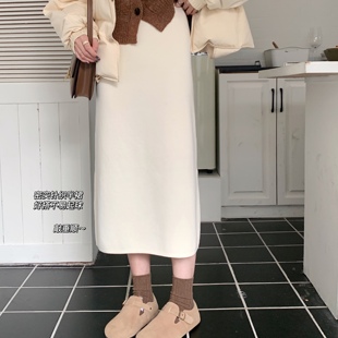 垂顺满分版 3色入搭遍整个秋冬 型密实针织半裙 BLUE