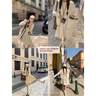 FF BLUE 暖冬兔兔 奶呼呼兔耳朵连帽上衣女羊毛针织褶皱半裙套装