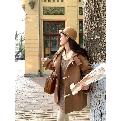 FFBLUE中长百搭牛角扣毛呢外套