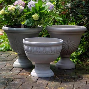 仿水泥豪华女王杯北欧简约花盆树脂花盆复古风格别墅绿植栽培花盆