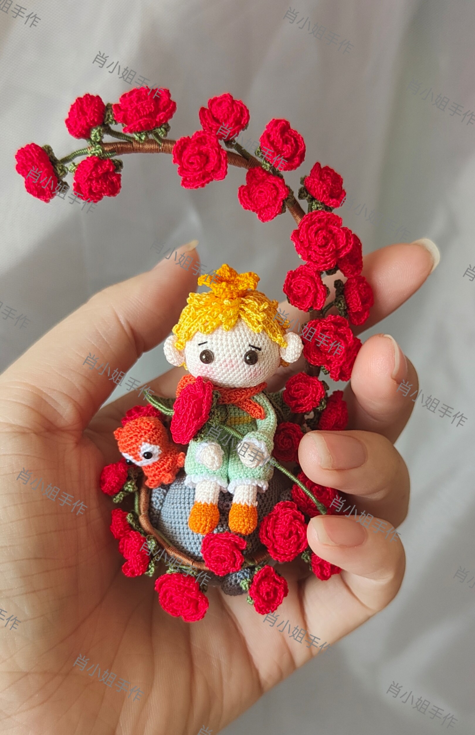 成品钩织微钩小王子星球玫瑰狐狸摆件配饰装饰节日礼物车载摆件