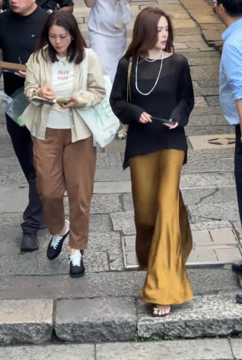 2024夏季长袖网纱防晒打底衫女气质高级感显瘦包臀裙洋气休闲套装