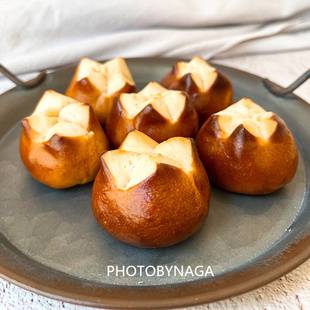 那家纯素烘焙无蛋奶碱水球面包低油低糖早餐