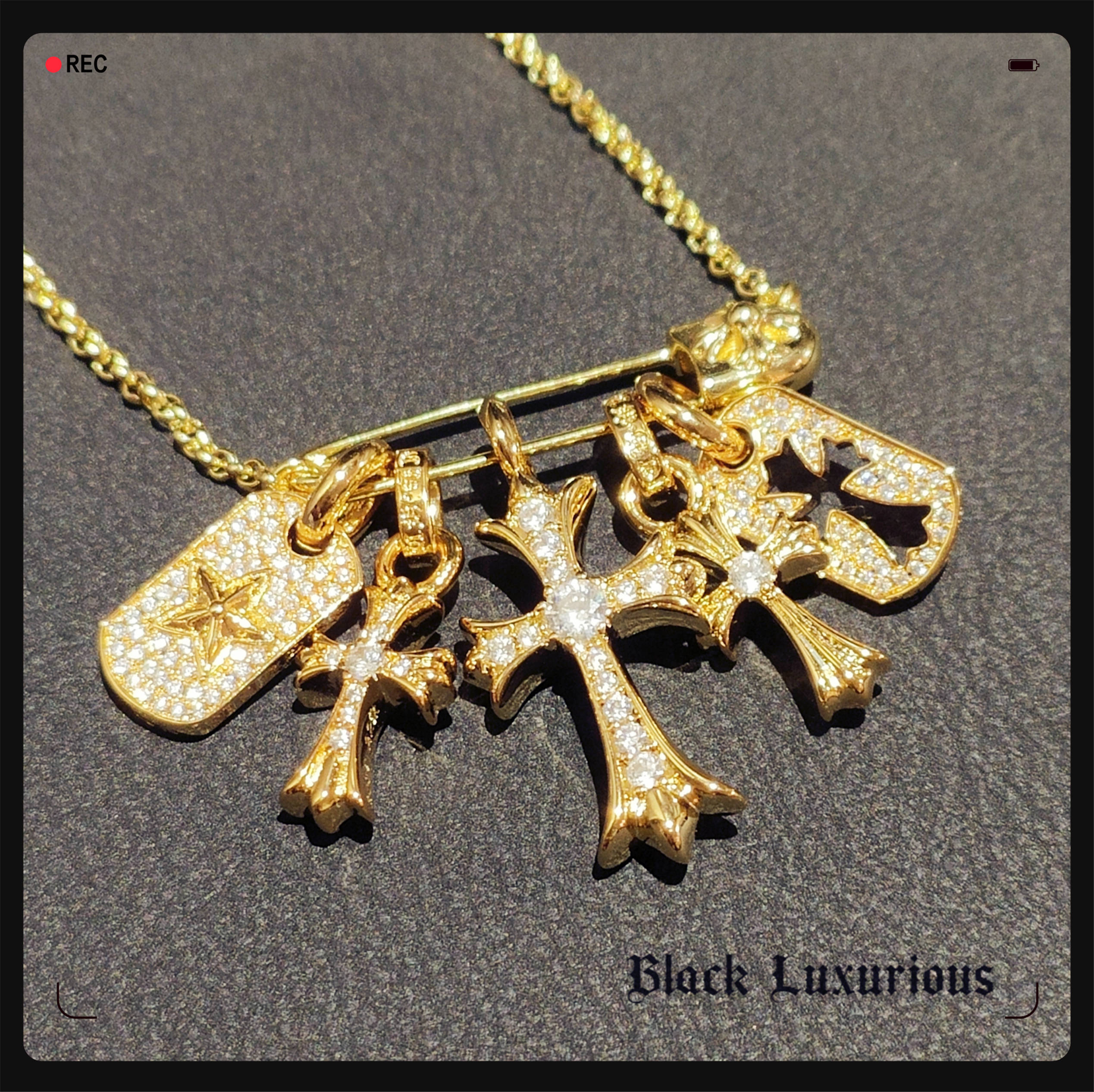 Black Luxurious电镀22K黄金色镶钻镂空十字架五角星刻字别针项链