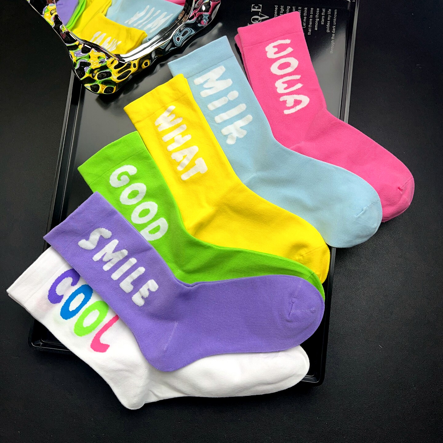 2双ins潮糖果色彩色夏季袜子女多巴胺时尚甜美字母个性女袜堆堆袜