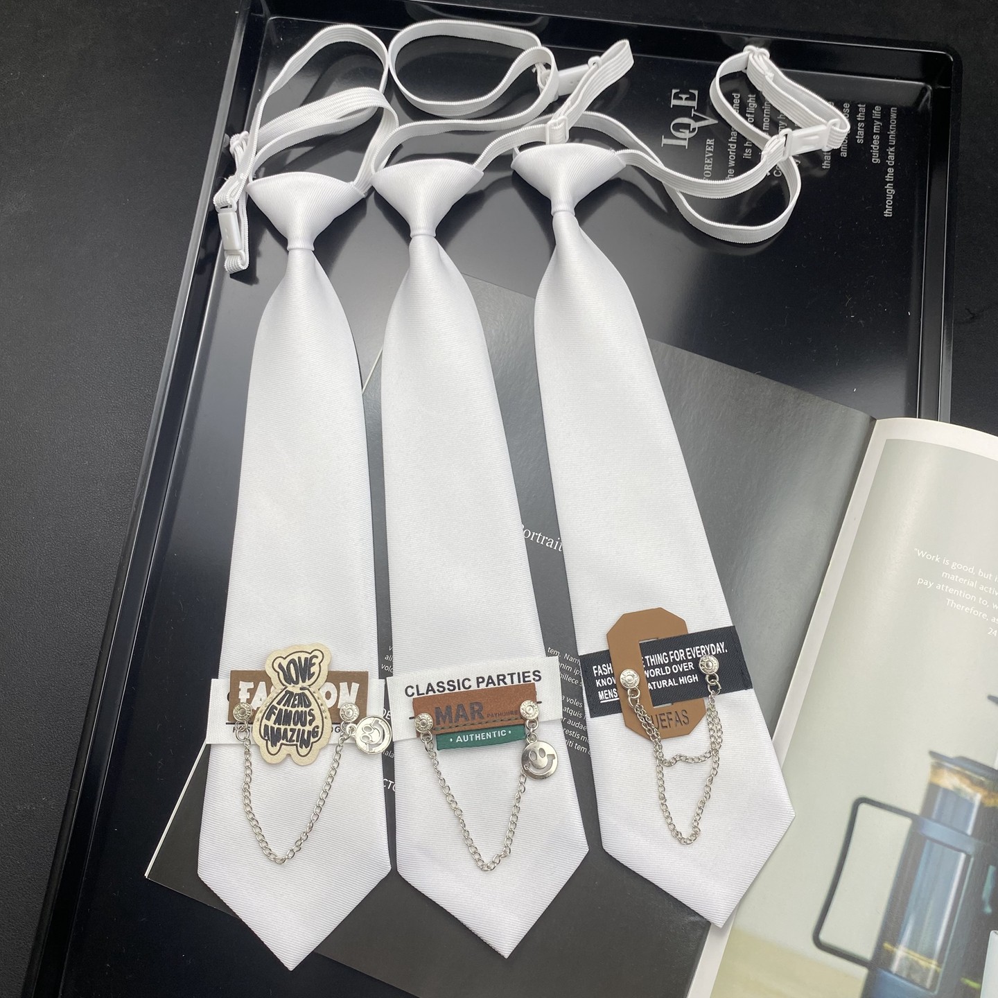 原创白色领带咖色个性小标ins中性风韩版免打时尚学院风痞帅短款,服饰配件/皮带/帽子/围巾,领带,淘宝优惠券,粉丝福利购,淘宝优惠卷