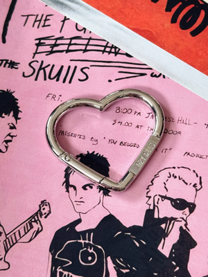 光滑大爱心登山扣高品质弹簧圈背包桃心形快挂钥匙扣human made