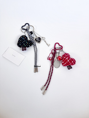 原创小香风编织爱心运动风挂件miu系包包挂饰彩色多巴胺桃心配饰