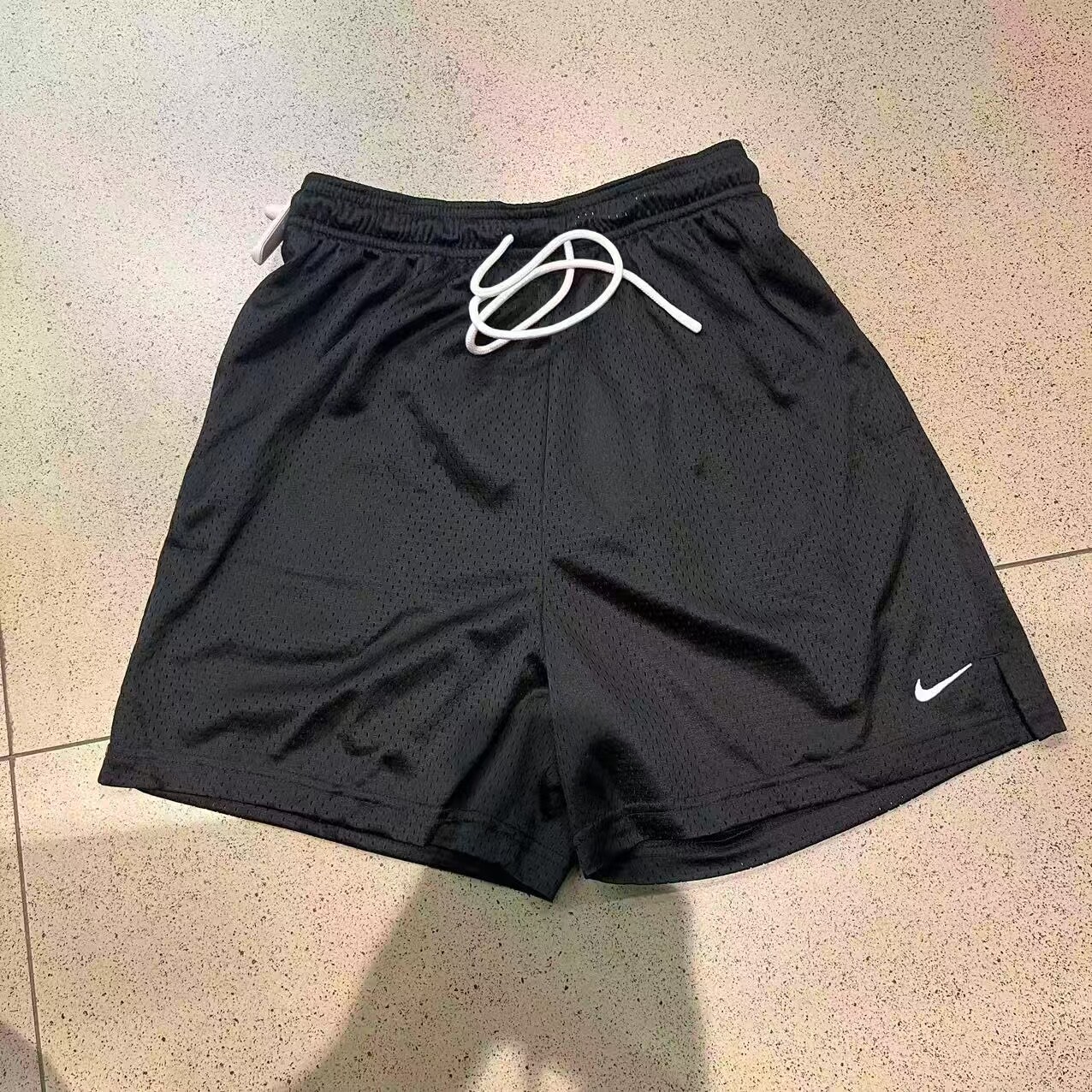 正品耐克NikeDri-FIT 男子速干网眼布篮球训练透气短裤HV1881-010