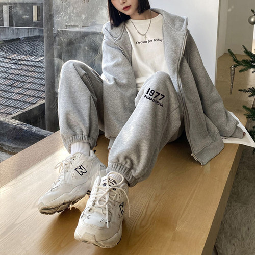 灰色运动裤男女生秋冬款宽