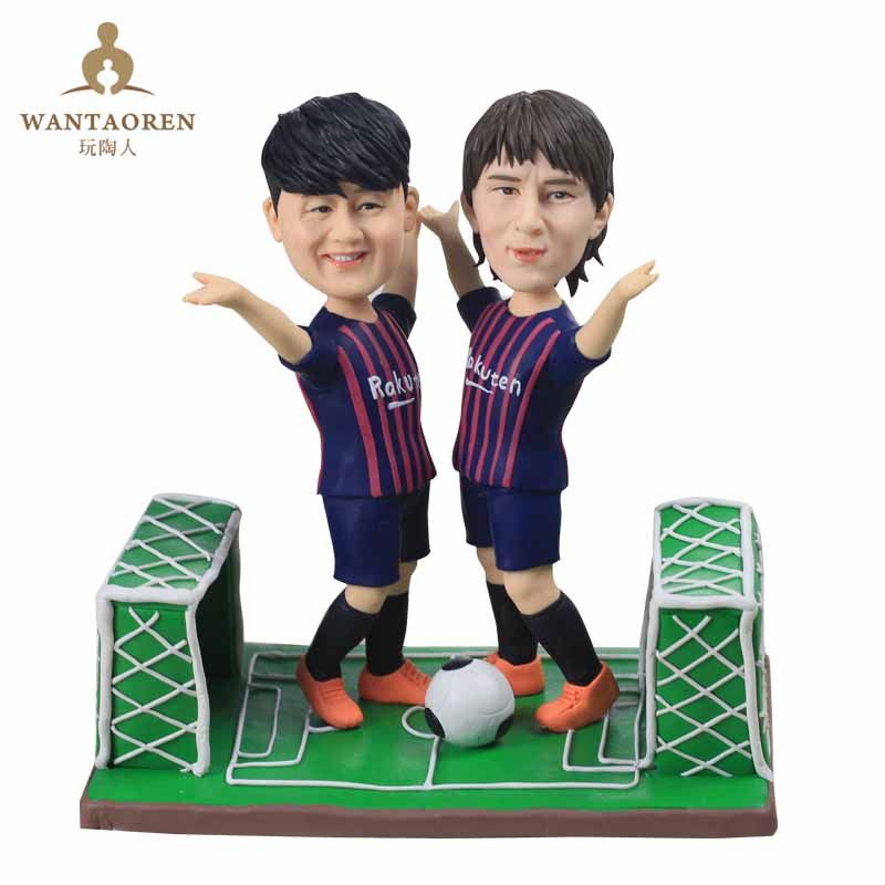 踢足球造型--diy真人公仔玩偶 泥人蜡像人像 软陶公仔人偶定制