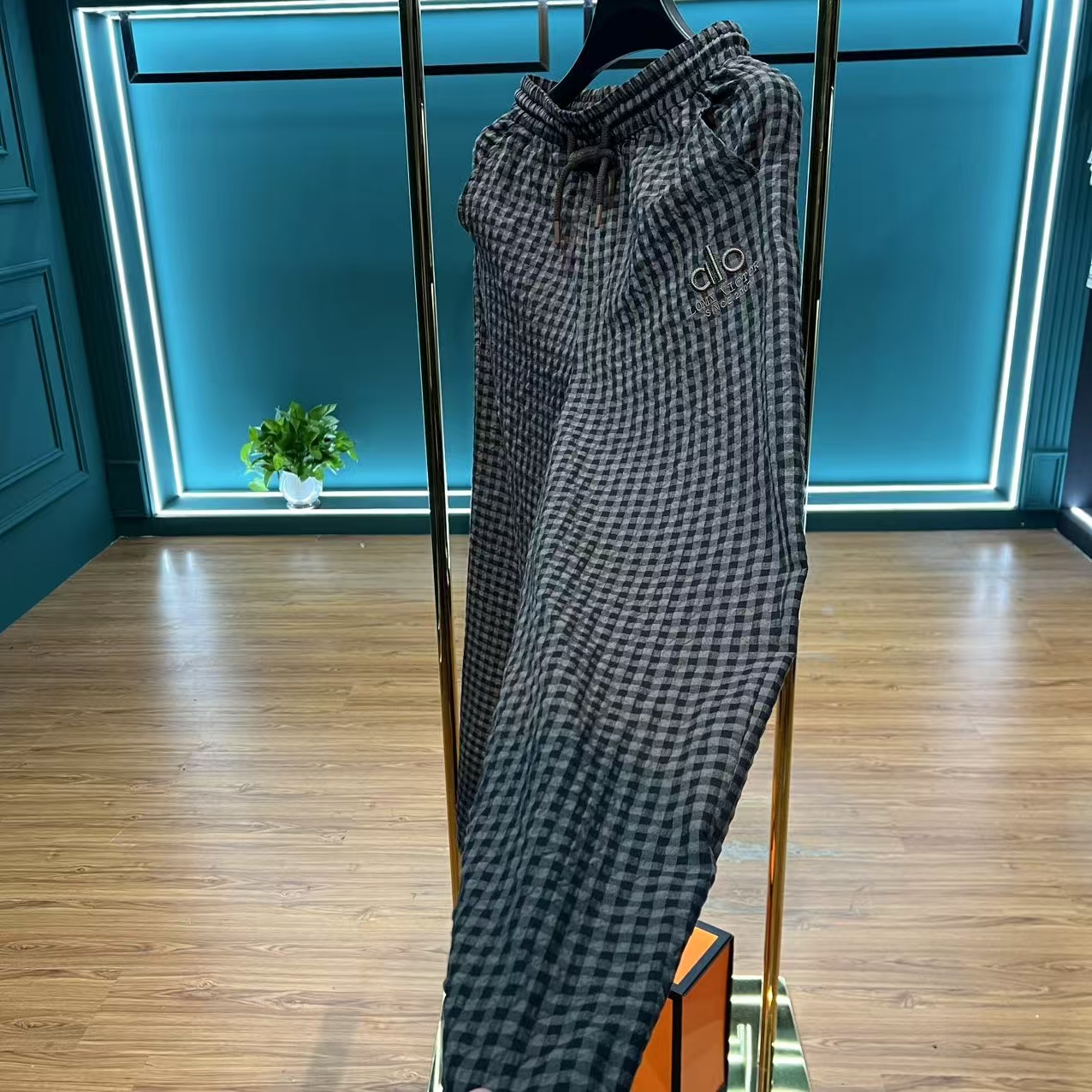 夏季长款薄款男裤爆款2025新款休闲裤千鸟格轻奢高级感时尚长裤