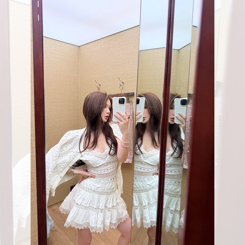 IUIU阿晶家「妮味Coquette」极繁重工蕾丝收腰花边绣花套装女夏