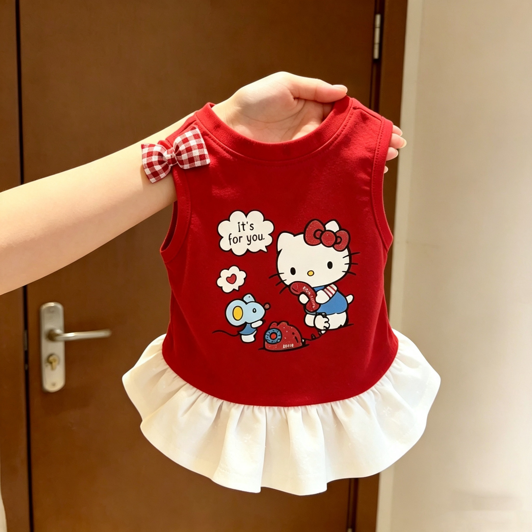 宠物狗狗衣服小猫卡通格纹蝴蝶结白色裙摆背心裙中型犬春夏图片