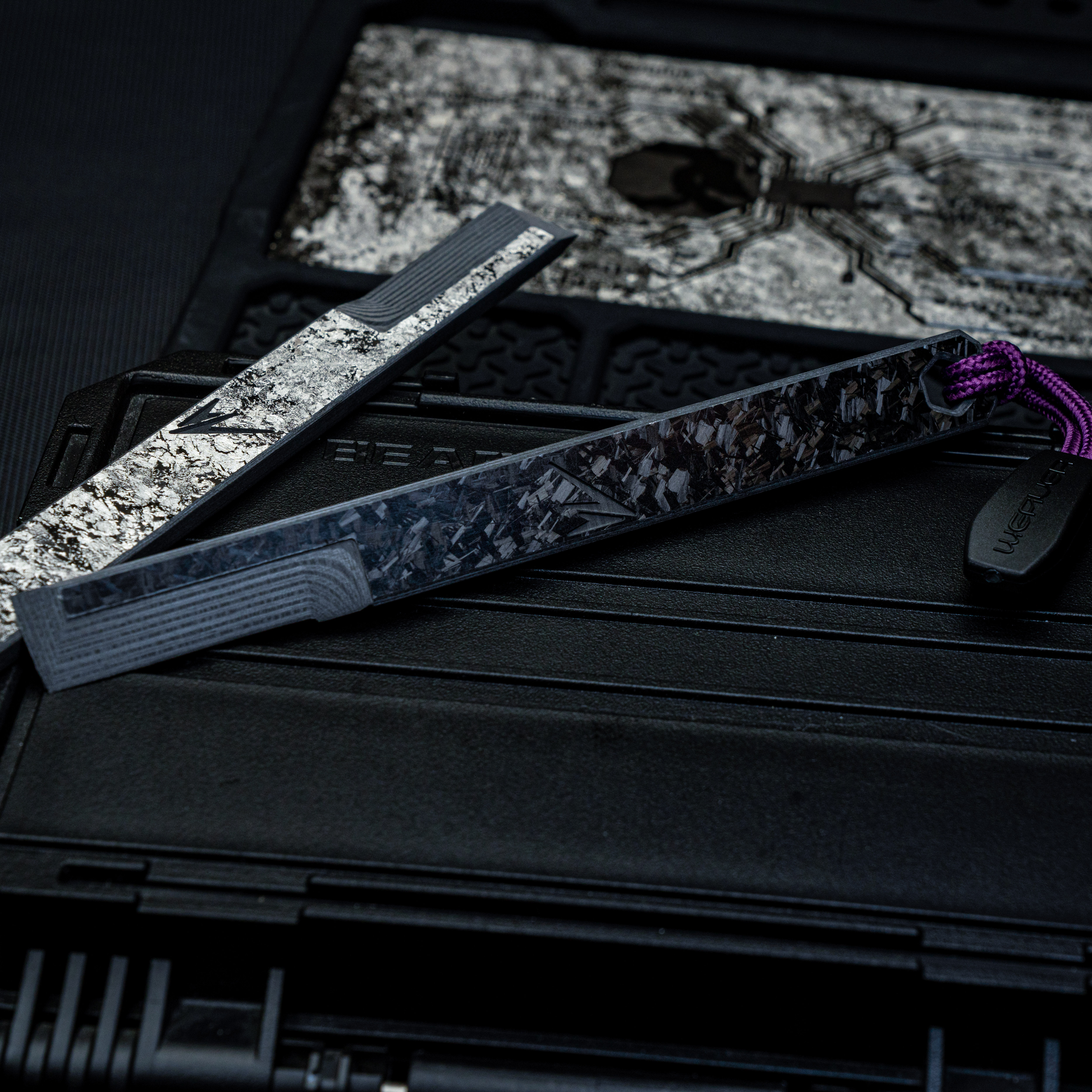 WEAVER织巢鸟 银箔/锻造纹碳纤维一体式开箱刀吊坠便携撬棍工具