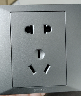 西蒙墙壁插座五孔二三插面板荧光灰G30系列331084-61