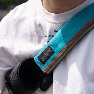 减轻背包重物压力 日本BLUE 肩垫 斜挎包双肩包 多配色多用途 LUG