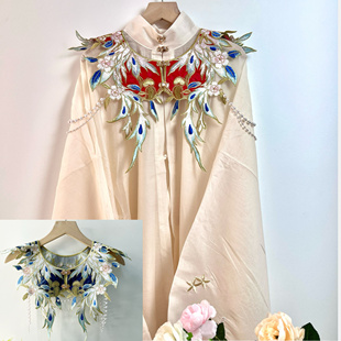 新娘明制汉服云肩马面裙国风孔雀尾绣花敬酒服披肩红色国风表演服